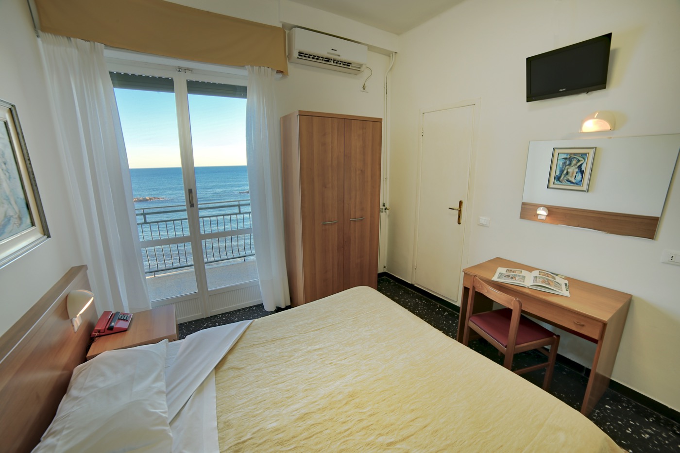 Hotel Mayola camera fronte mare